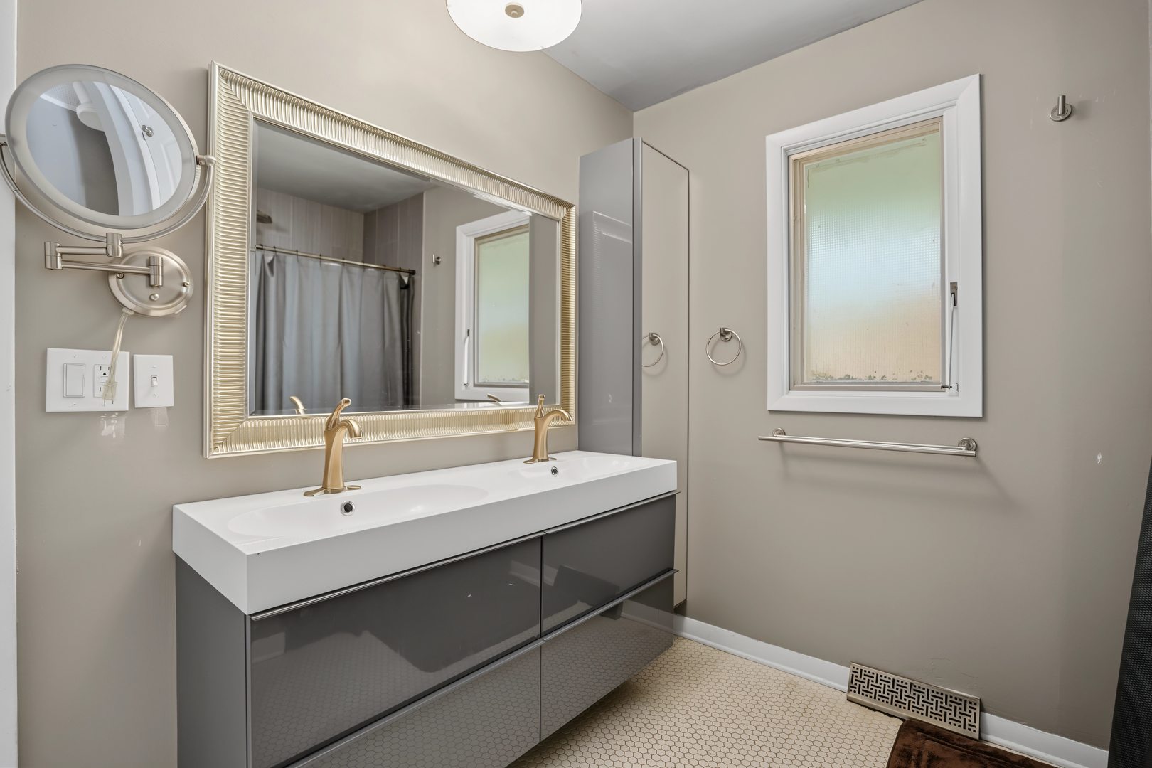 2606 Fairhaven Road Davenport, IA 52803 - Photo 15 of 25