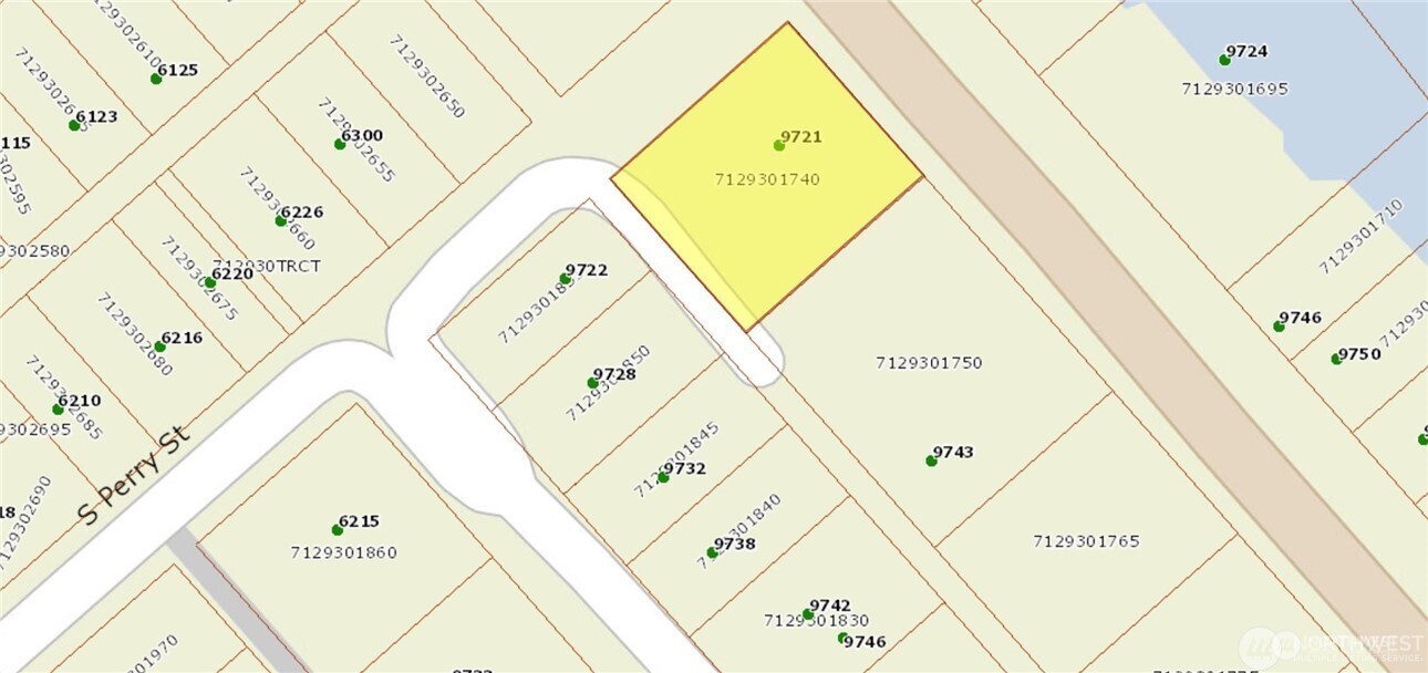 97 Arrowsmith Avenue South Seattle, WA 98118 - Photo 7 of 7 a view of entryway with wooden floor