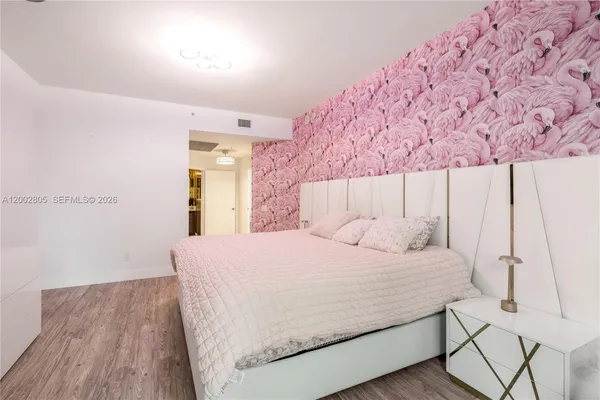 $5,250 | 60 Southwest 13th Street, Unit 1124, Miami, FL 33130