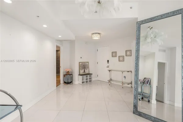 $5,250 | 60 Southwest 13th Street, Unit 1124, Miami, FL 33130