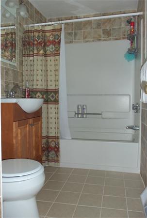 26 Tioga Street Springfield, MA 01128 - Photo 10 of 17