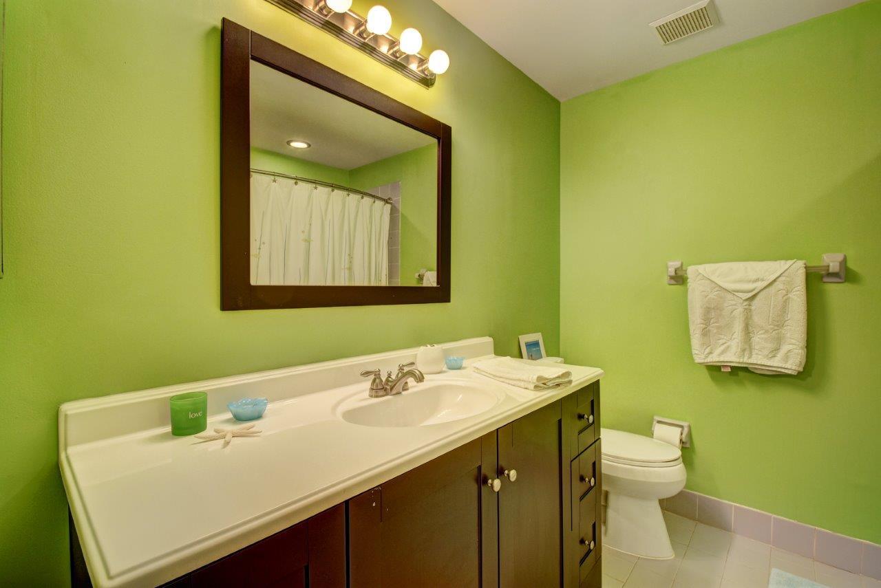 741 St Albans Drive Boca Raton, FL 33486 - Photo 20 of 31 20. Beautiful Vanity
