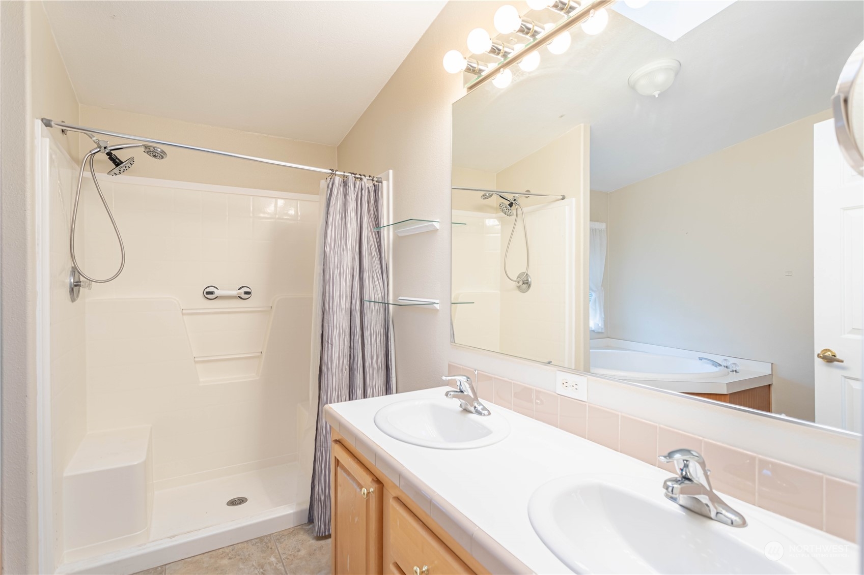 1752 Lower Monitor Road Wenatchee, WA 98801 - Photo 16 of 33 Gallery Image 16