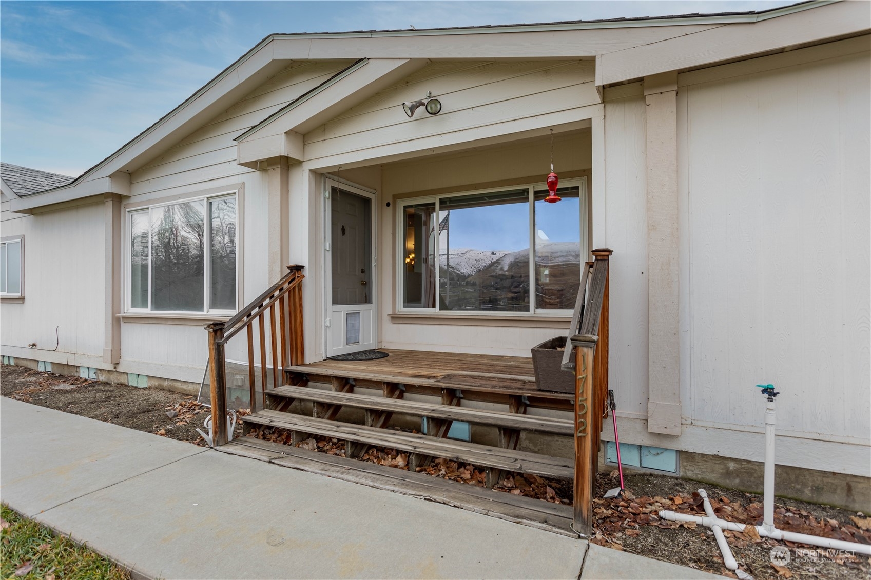 1752 Lower Monitor Road Wenatchee, WA 98801 - Photo 25 of 33 Gallery Image 25