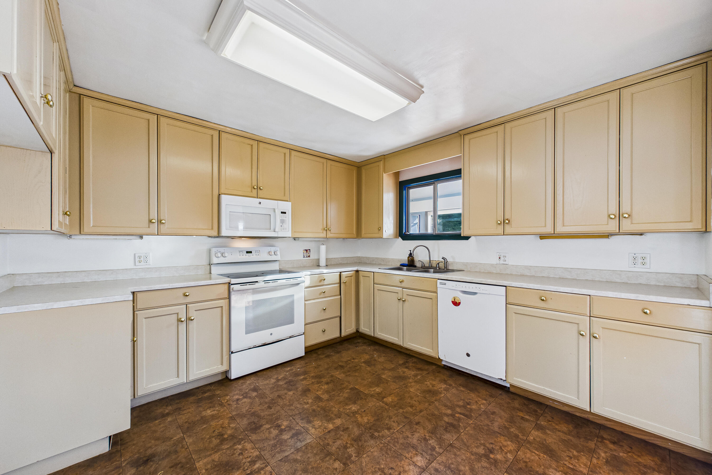 1250 School Road McKinleyville, CA 95519 - Photo 11 of 40