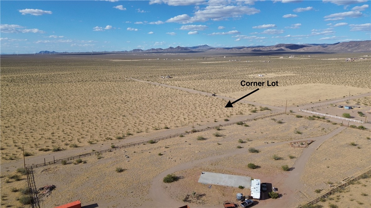 19337 North Deal Road Willow Beach, AZ 86445 - Photo 6 of 8