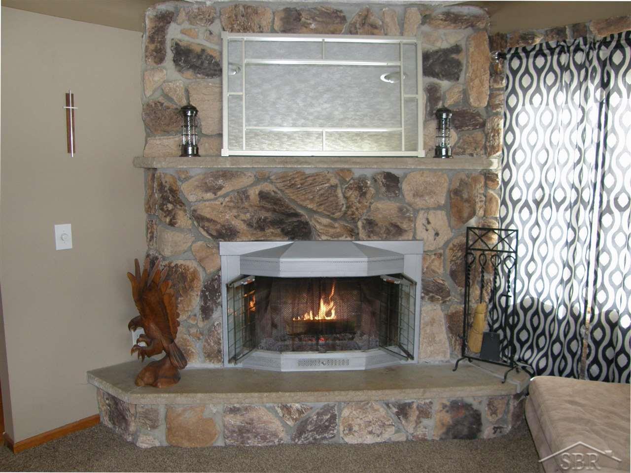 12511 Stuart Road St. Charles, MI 48655 - Photo 6 of 15 31312148-5.JPG