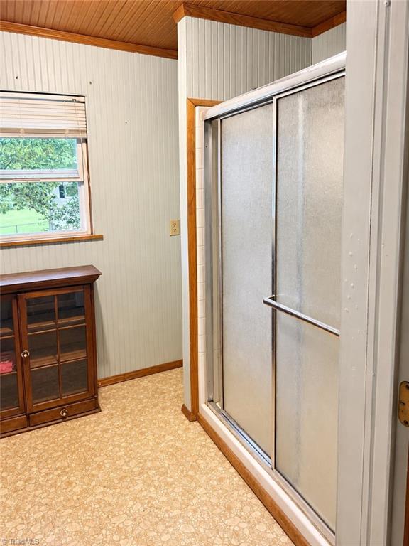 6468 Hampton Road Clemmons, NC 27012 - Photo 17 of 26 Upper Level Bath 1- Photo digitally enhanced using AI