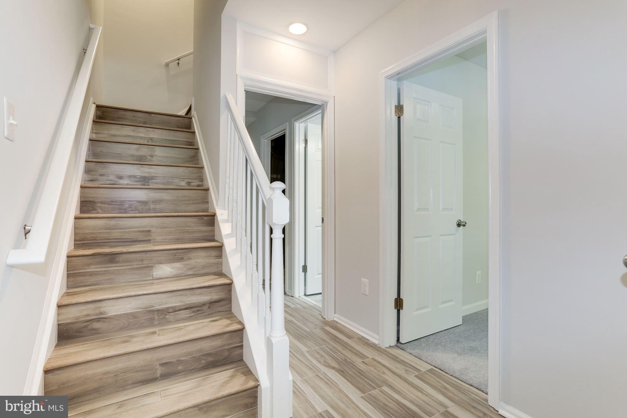 6408 Wind Rider Way Columbia, MD 21045 - Photo 5 of 29 Foyer Main