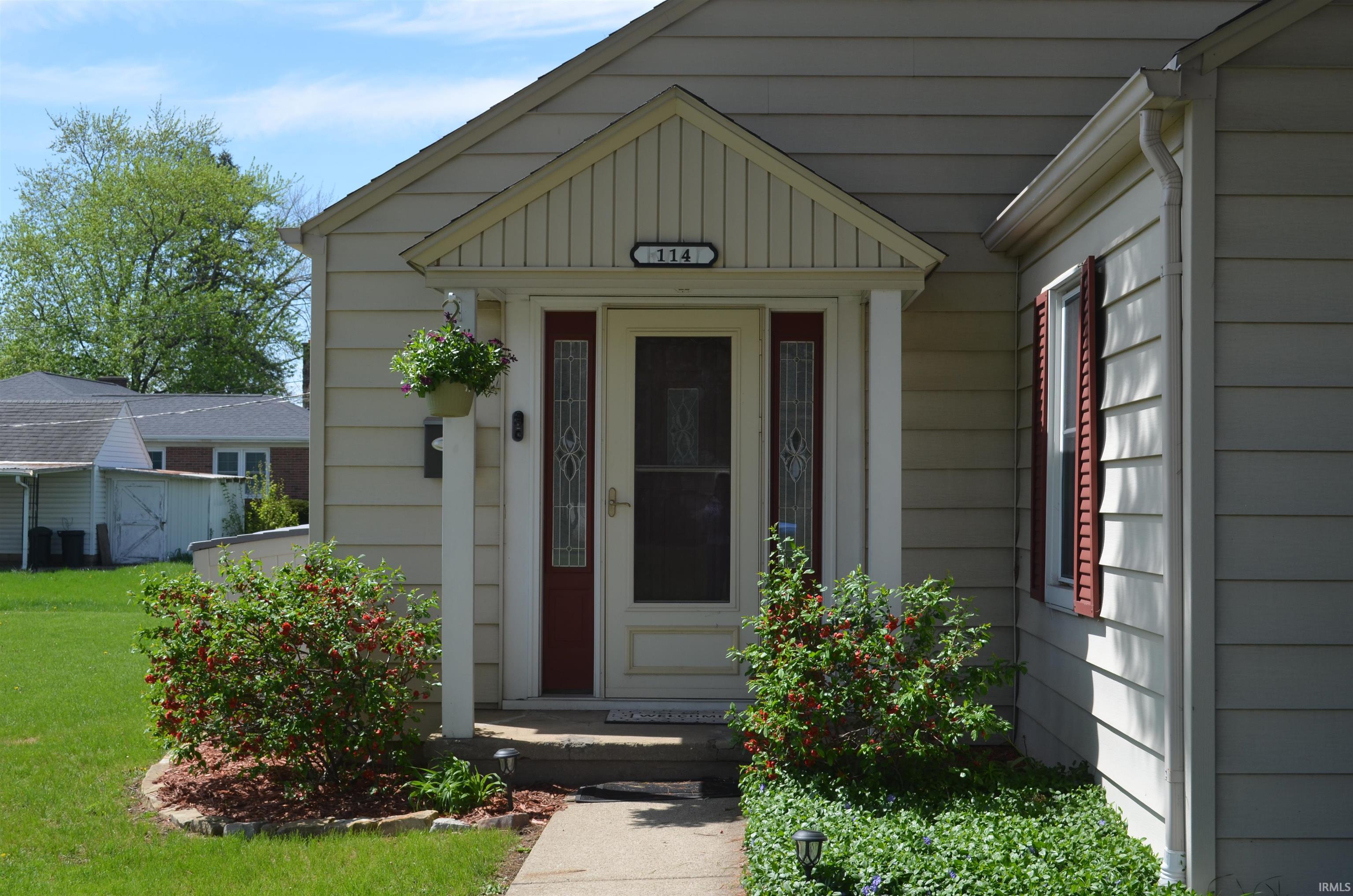 114 South Harrison Street Warsaw, IN 46580 - Photo 6 of 17