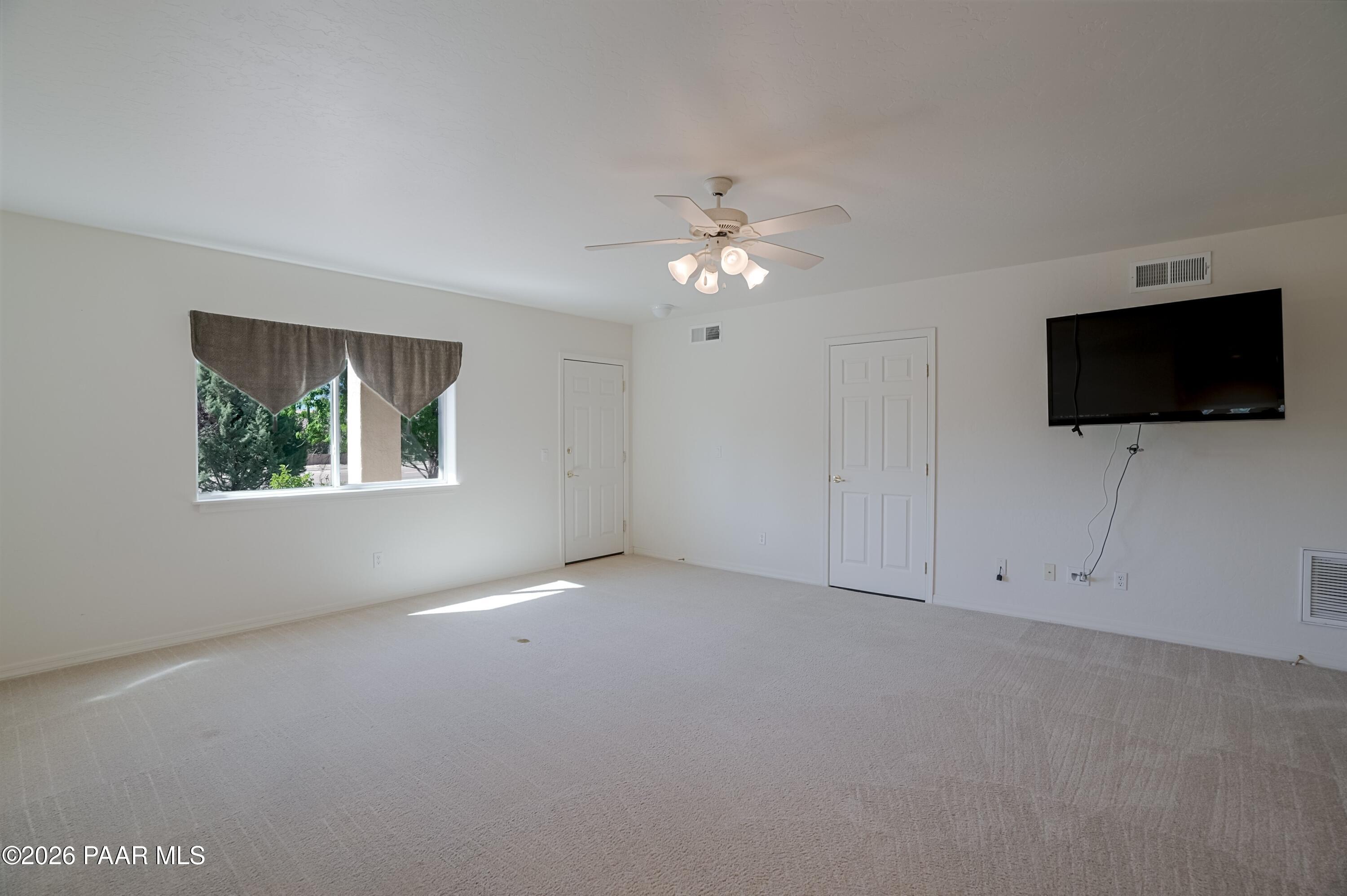 831 Peppermint Way Prescott, AZ 86305 - Photo 19 of 41 Family Room