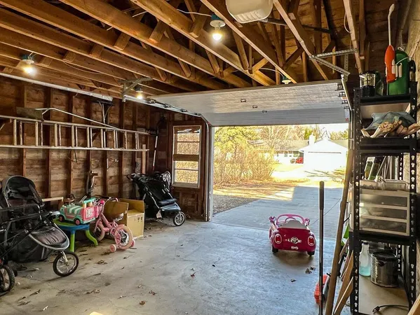 $185,000 | 305 Kneale Avenue North, Thief River Falls, MN 56701