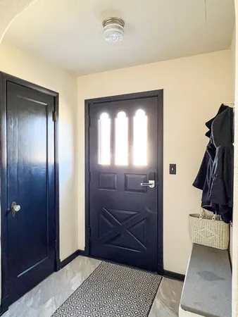 $185,000 | 305 Kneale Avenue North, Thief River Falls, MN 56701