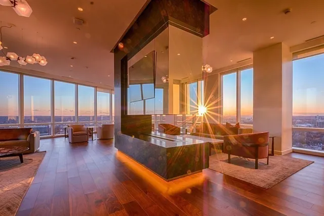 $4,400 | 188 Brookline Avenue, Unit 25G, Boston, MA 02215