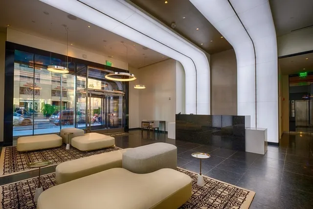 $4,400 | 188 Brookline Avenue, Unit 25G, Boston, MA 02215