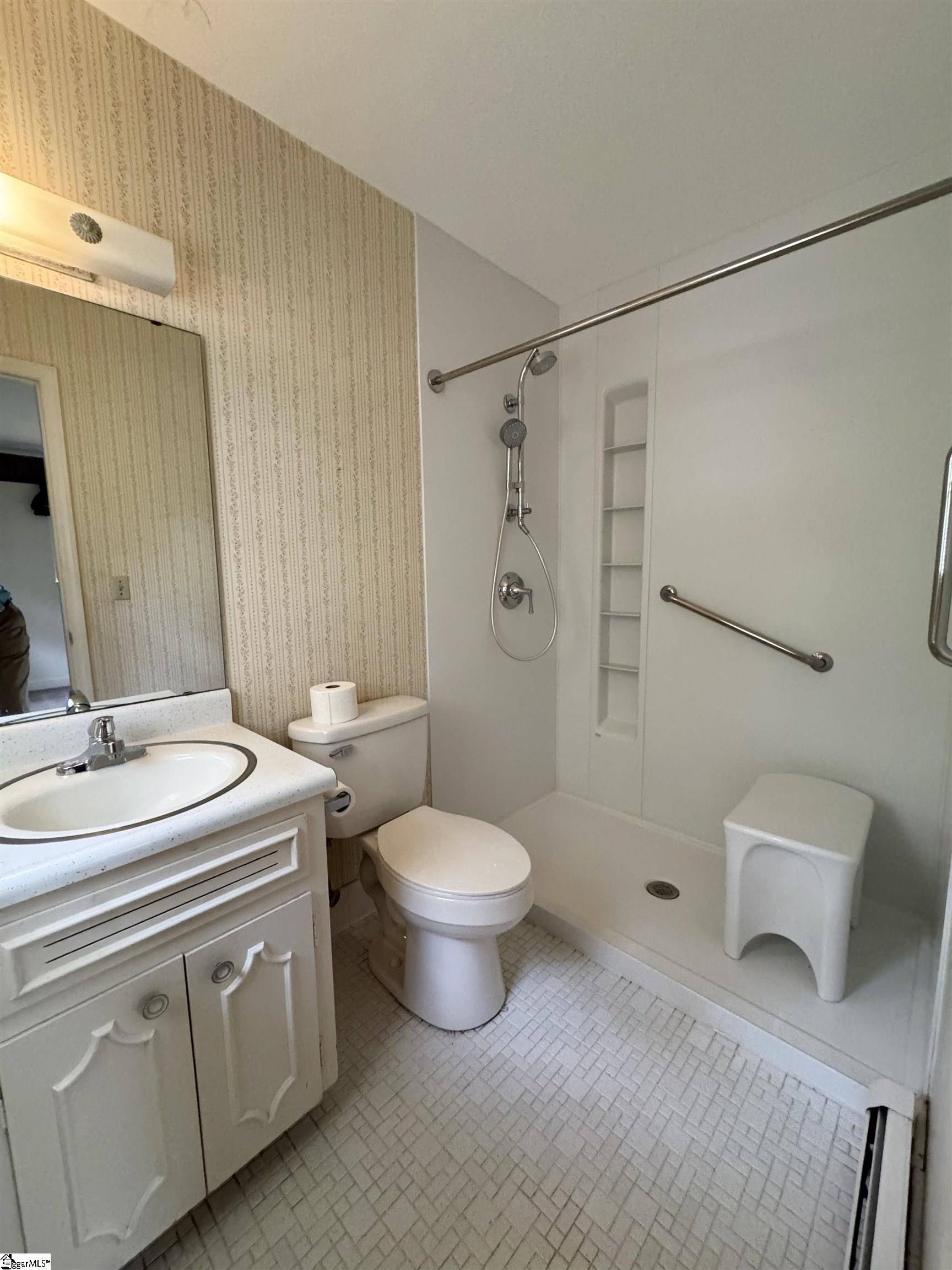 701 North Rutherford Road Greer, SC 29651 - Photo 10 of 27
