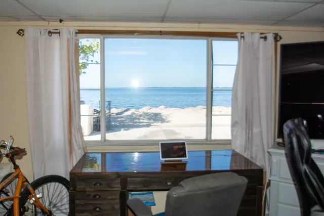 $925,000 | 31364 Ave J, Big Pine Key, FL 33043