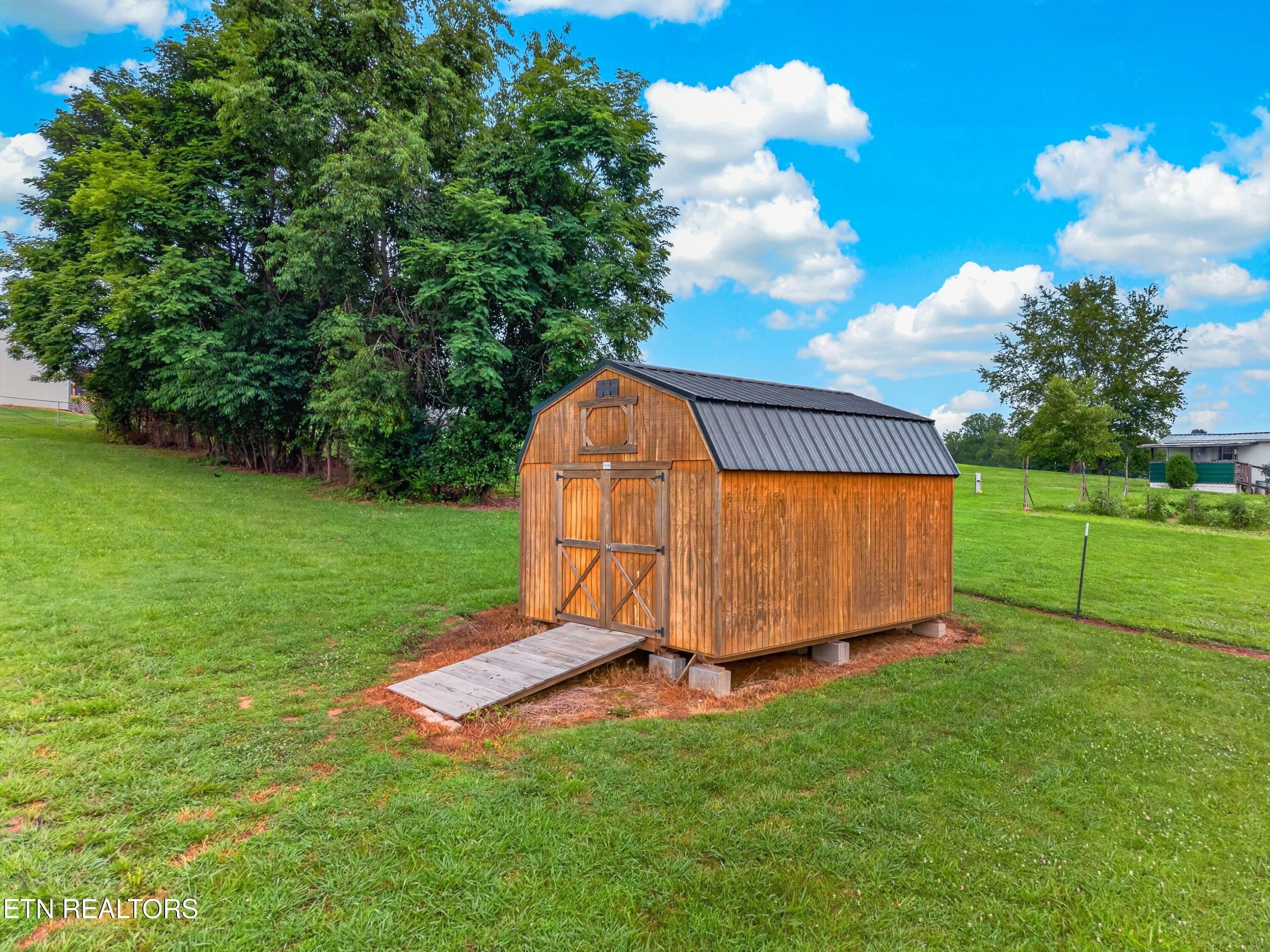 4161 Carters Valley Road Church Hill, TN 37642 - Photo 7 of 30 003-4161CartersValleyRoad-ChurchHill-TN-