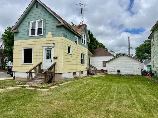 $64,900 | 231 8th Street South, Virginia, MN 55792