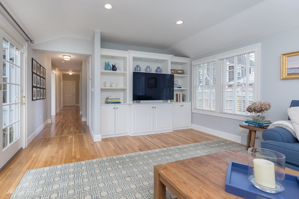 12 Stoddard Road Hingham, MA 02043 - Photo 15 of 21