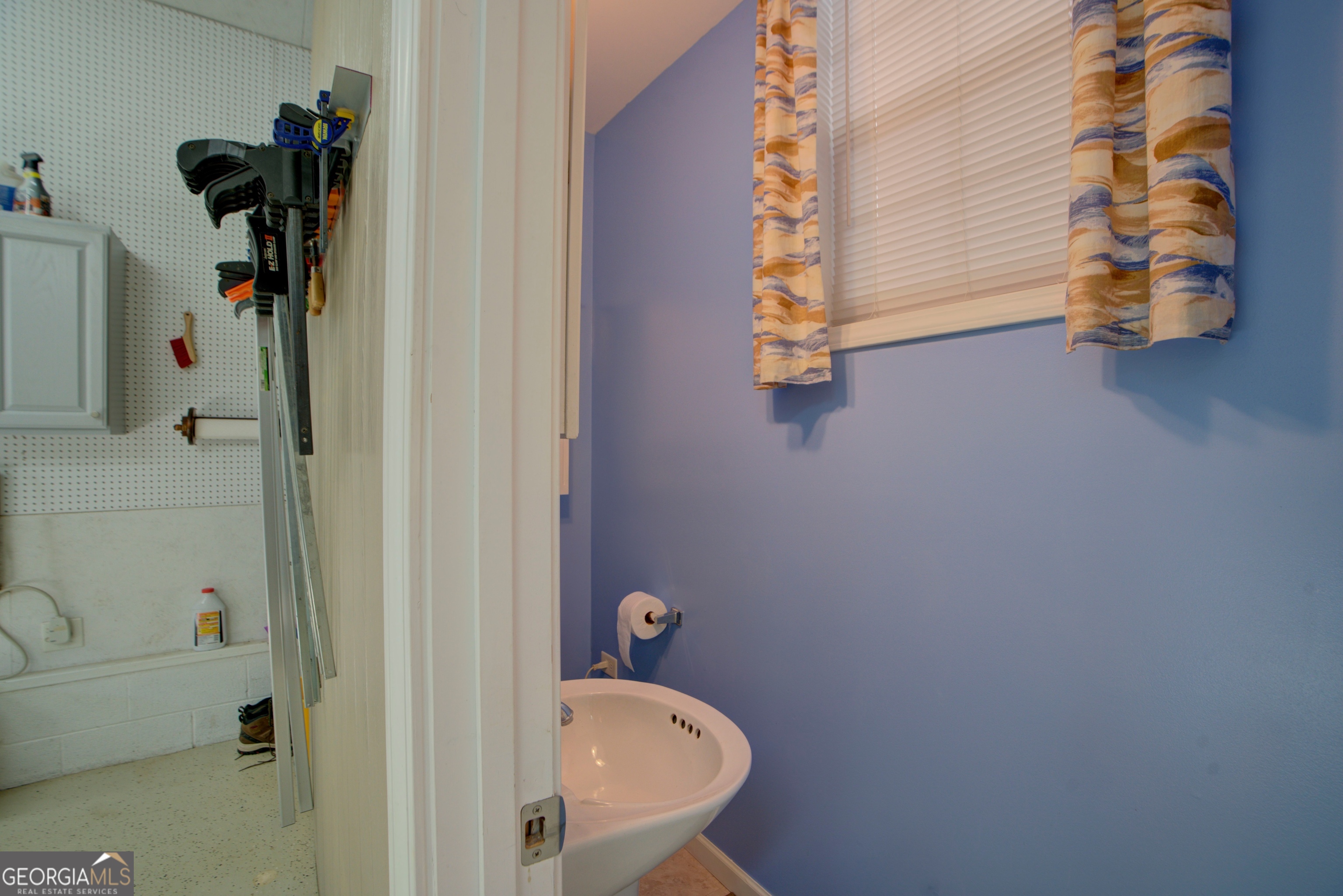 204 Green View Road Southwest Rome, GA 30165 - Photo 11 of 62 a bathroom with a sink and a shower