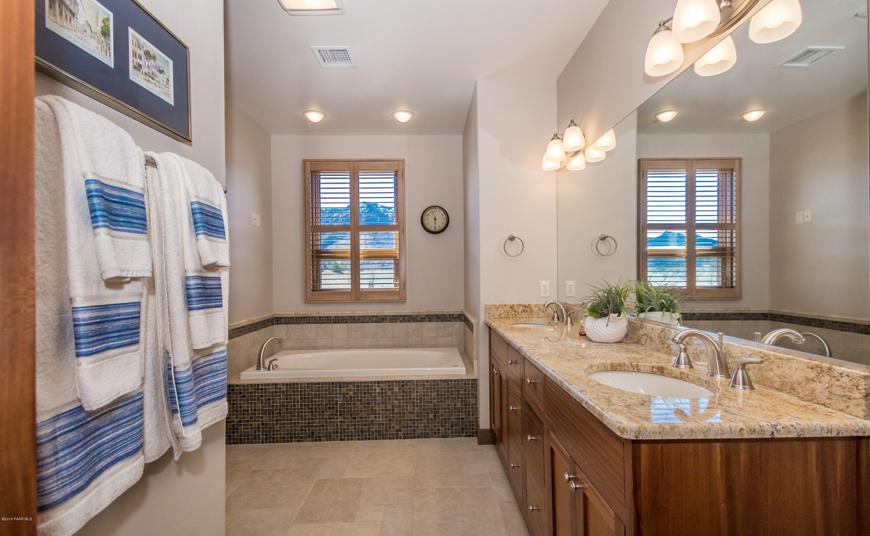 9160 North American Ranch Road Prescott, AZ 86305 - Photo 18 of 59 019_Master Bathroom