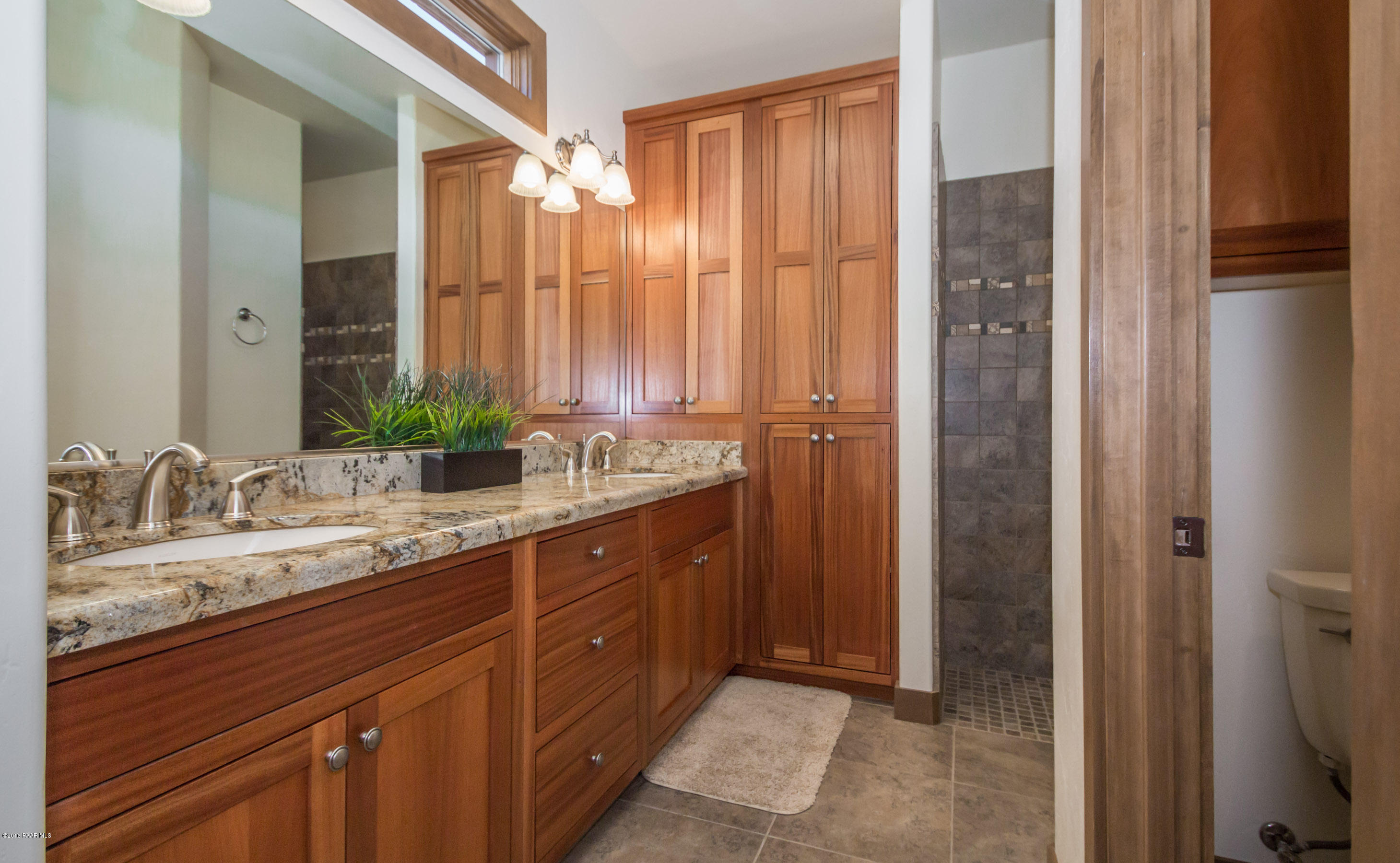9160 North American Ranch Road Prescott, AZ 86305 - Photo 20 of 59 021_Jr Suite 1 Bathroom