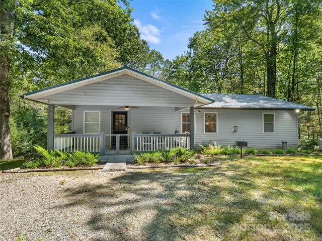 $399,900 | 1756 Happy Acres Road, Brevard, NC 28712