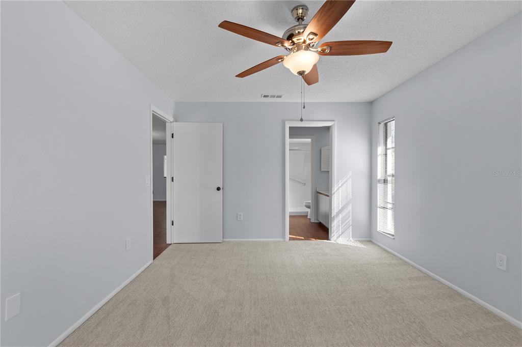 6110 Country Club Way, Unit 204 Sarasota, FL 34243 - Photo 19 of 66