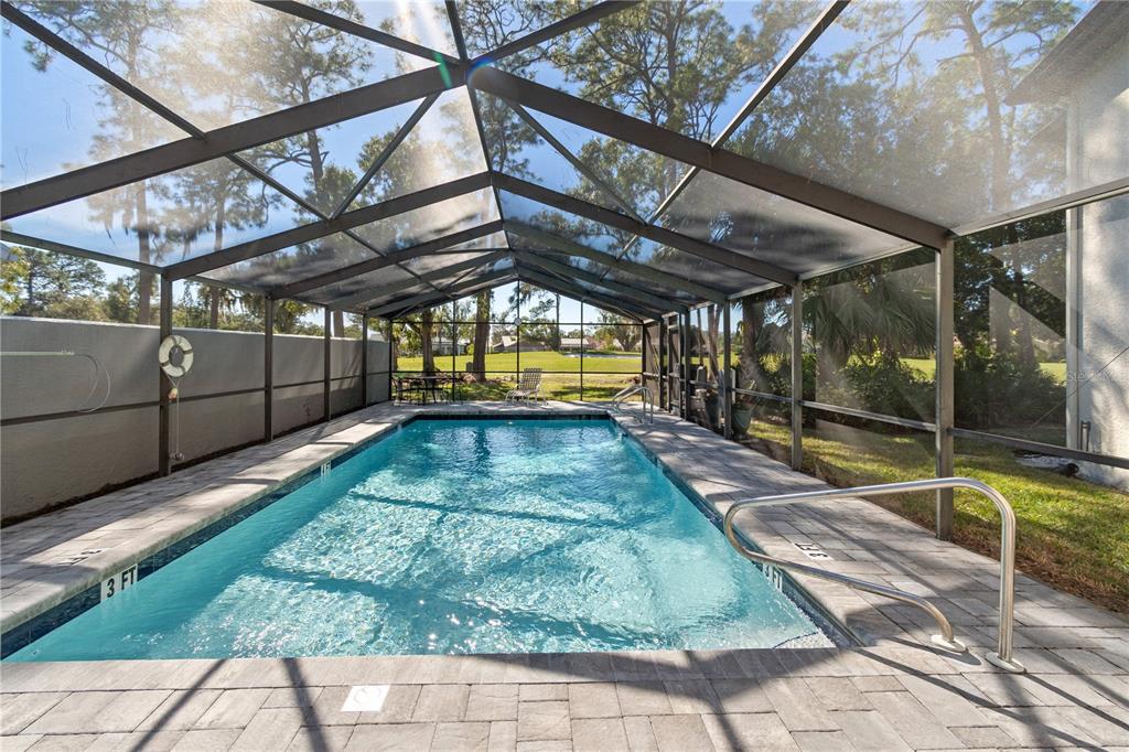 6110 Country Club Way, Unit 204 Sarasota, FL 34243 - Photo 41 of 66 a view of yard