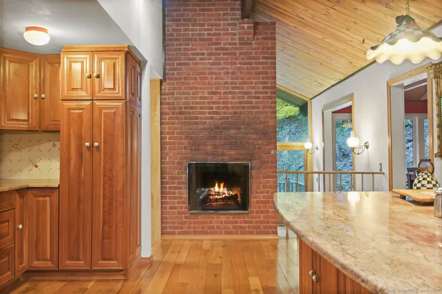 $1,199,000 | 198 Steep Hill Road, Weston, CT 06883