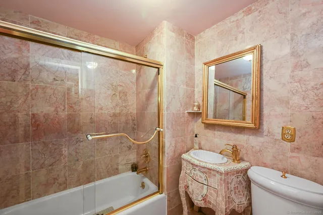 $1,199,000 | 198 Steep Hill Road, Weston, CT 06883