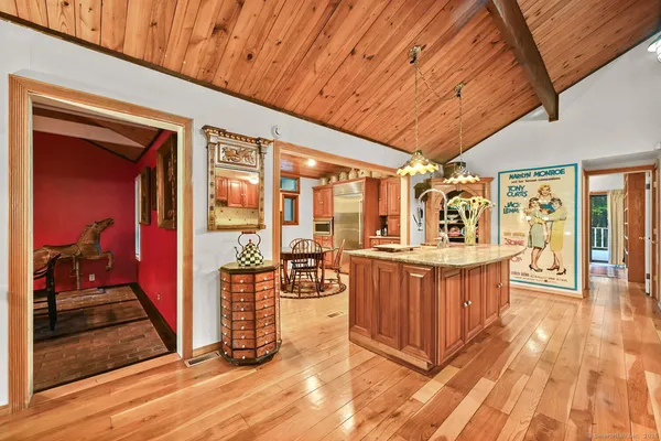 $1,199,000 | 198 Steep Hill Road, Weston, CT 06883