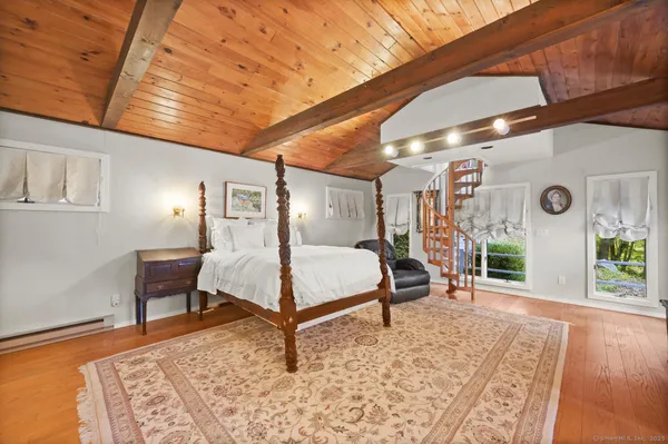 $1,199,000 | 198 Steep Hill Road, Weston, CT 06883