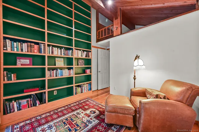 $1,199,000 | 198 Steep Hill Road, Weston, CT 06883