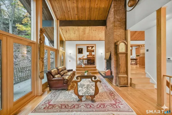 $1,199,000 | 198 Steep Hill Road, Weston, CT 06883