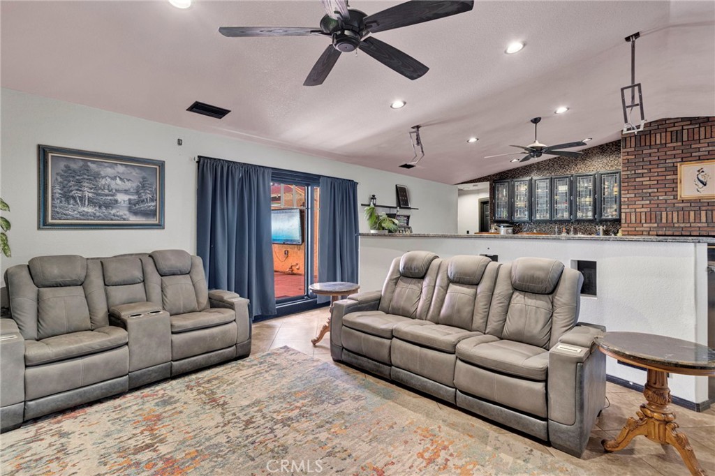 13863 Pamlico Road Apple Valley, CA 92307 - Photo 11 of 75 Gallery Image 11