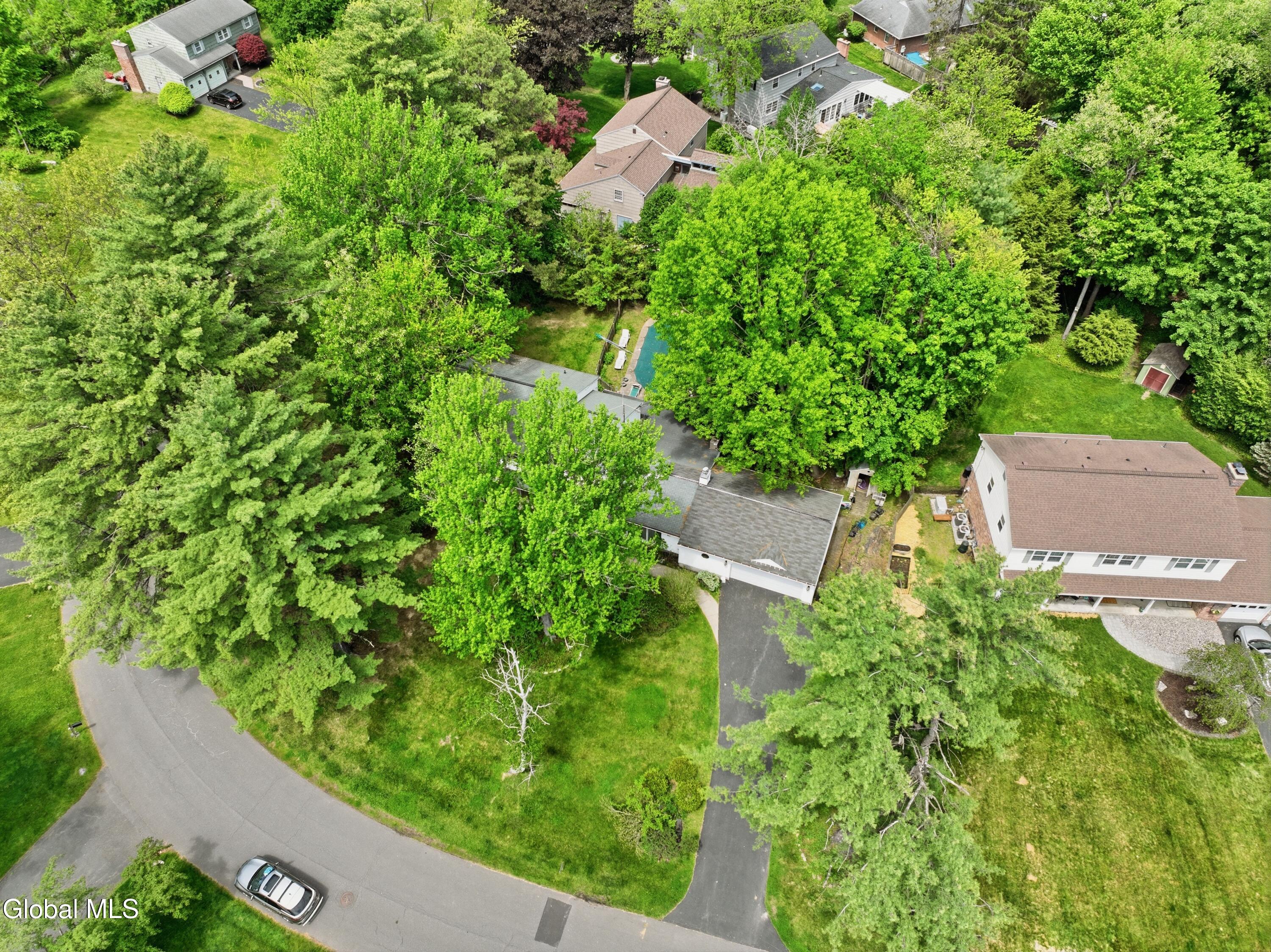 60 Thorndale Road Bethlehem, NY 12159 - Photo 30 of 39 DJI_0534