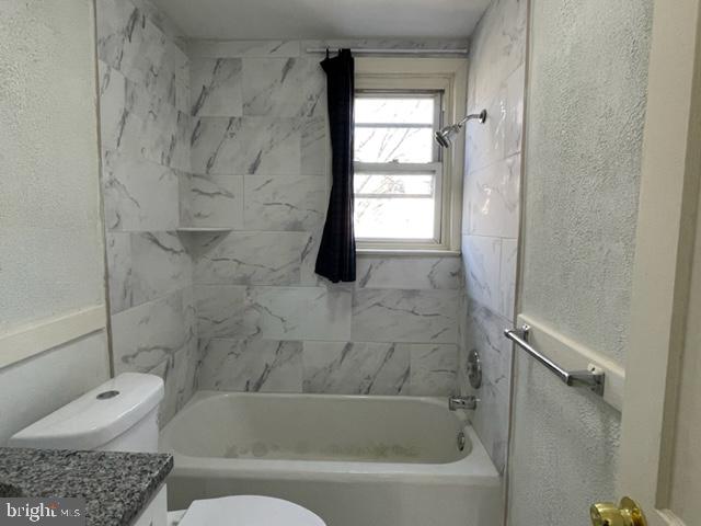 2745 Round Road Baltimore, MD 21225 - Photo 20 of 28 Bathroom (3)