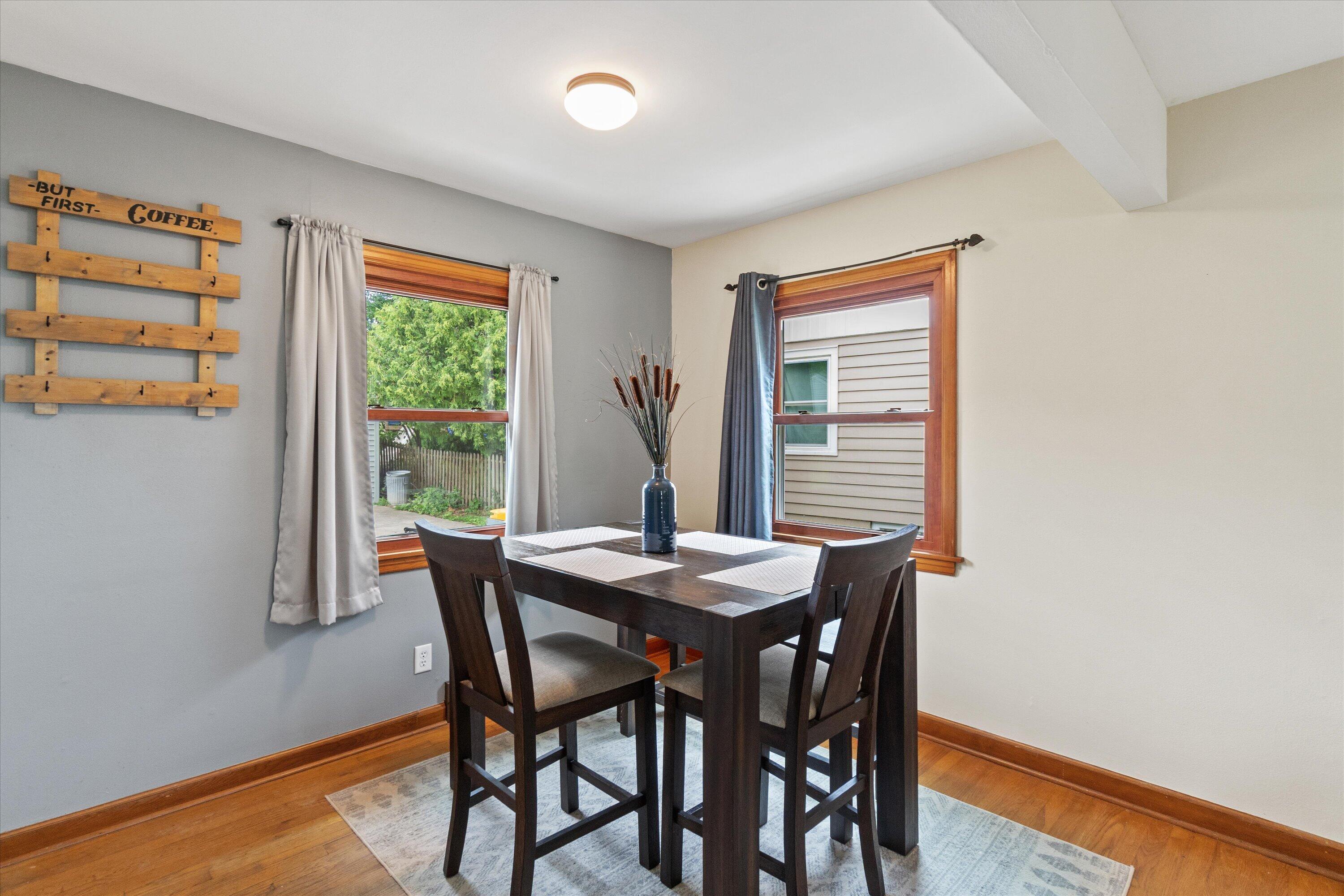 4342 Glenway Street Wauwatosa, WI 53222 - Photo 12 of 27 Dining area