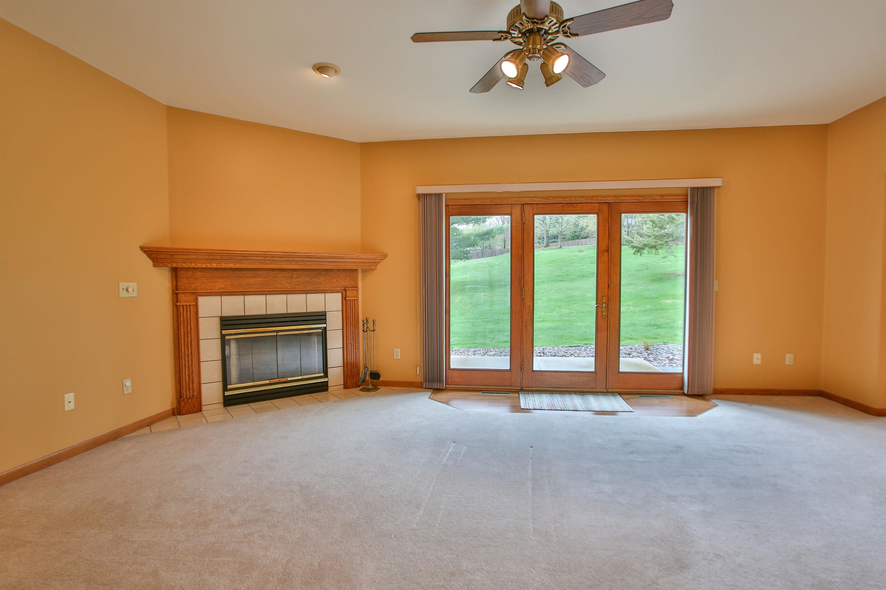 1515 Woodlawn Road Wausau, WI 54403 - Photo 3 of 49