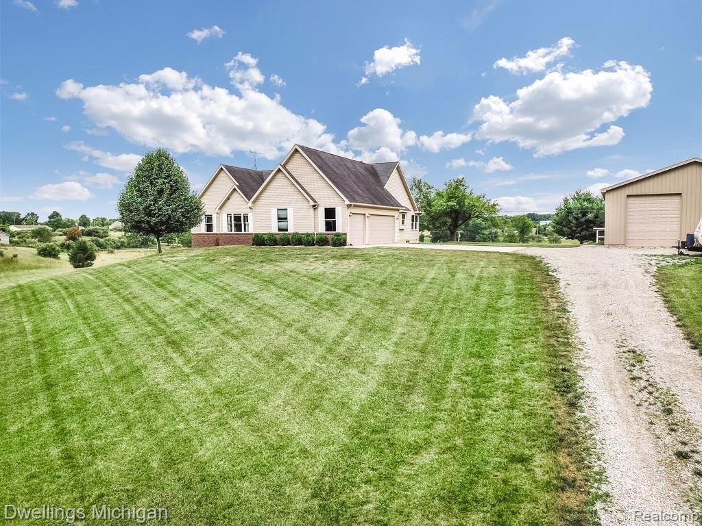 3949 North Eager Road Howell, MI 48855 - Photo 1 of 46 DJI_0010.jpg