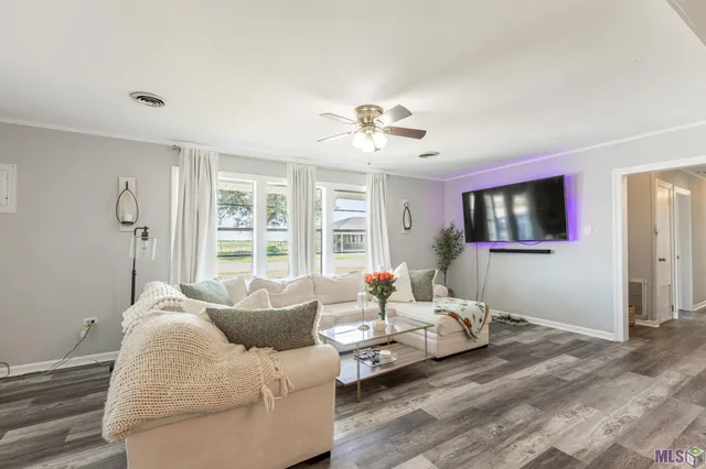 $221,500 | 120 Bayou Vista Drive, Thibodaux, LA 70301