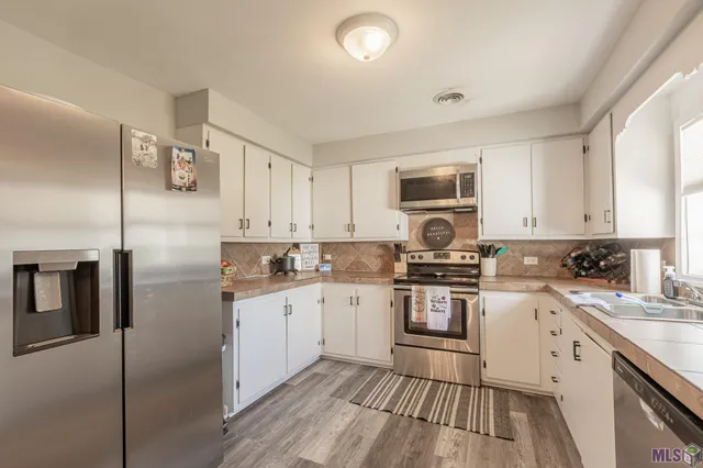 $221,500 | 120 Bayou Vista Drive, Thibodaux, LA 70301