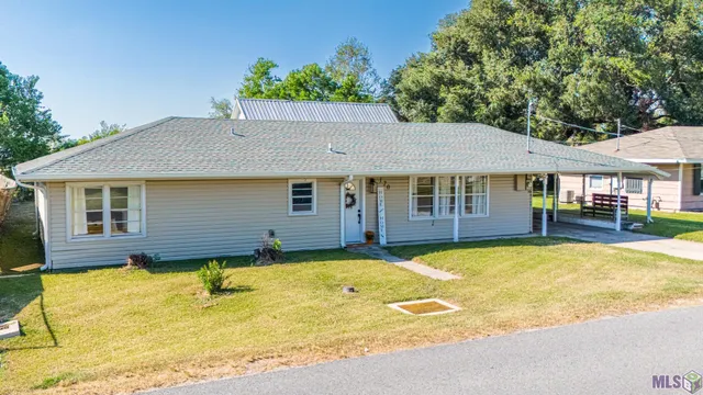 $221,500 | 120 Bayou Vista Drive, Thibodaux, LA 70301
