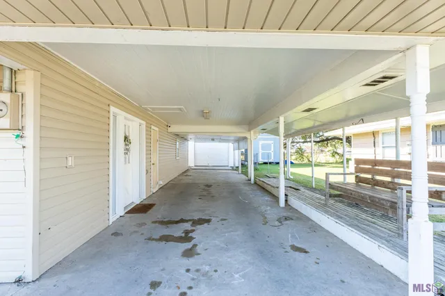 $221,500 | 120 Bayou Vista Drive, Thibodaux, LA 70301