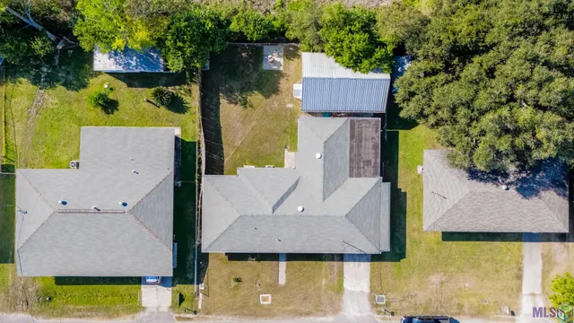 $221,500 | 120 Bayou Vista Drive, Thibodaux, LA 70301