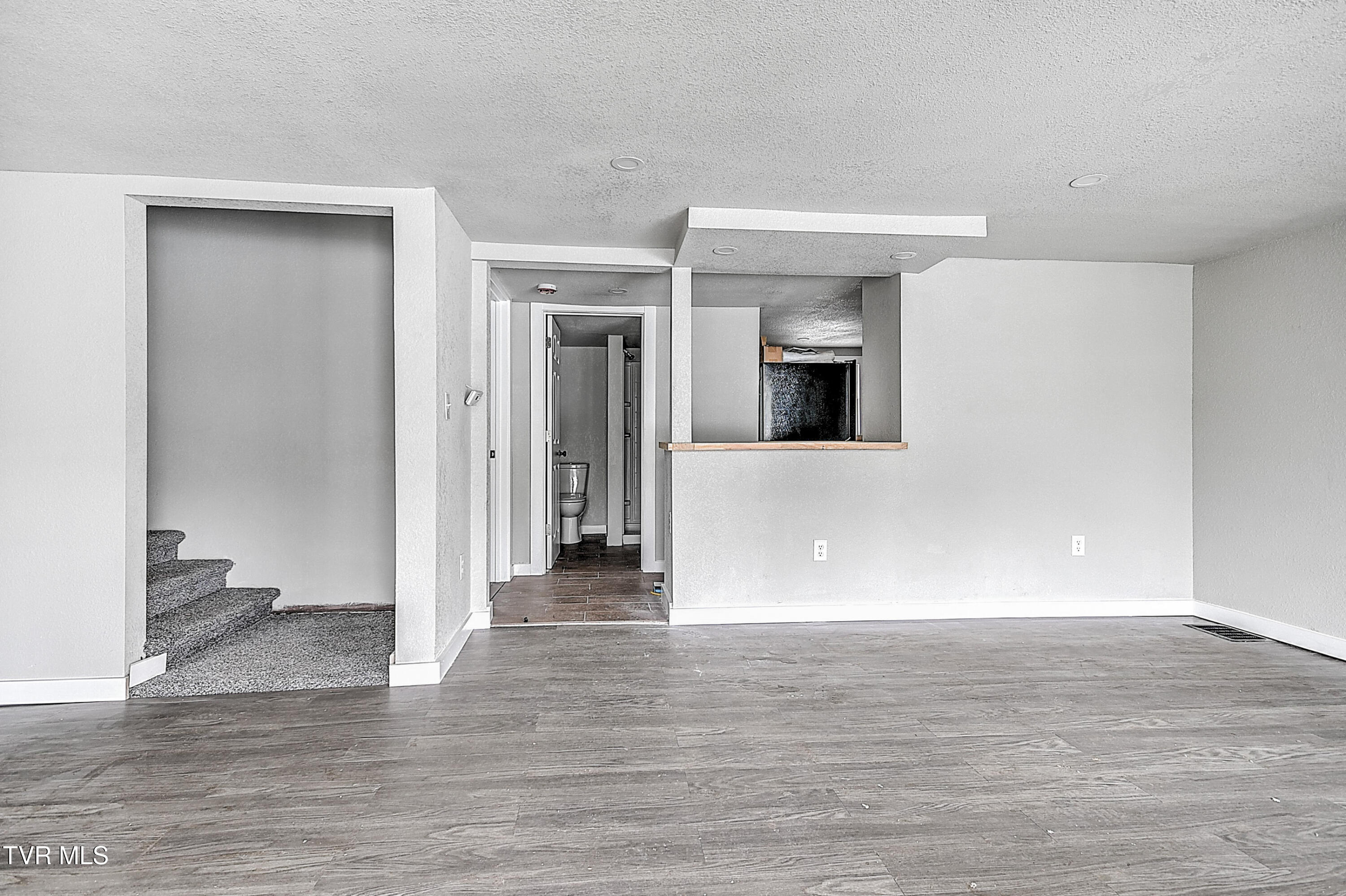 1570 Granby Road Kingsport, TN 37660 - Photo 8 of 31 1570 Granby DP-6
