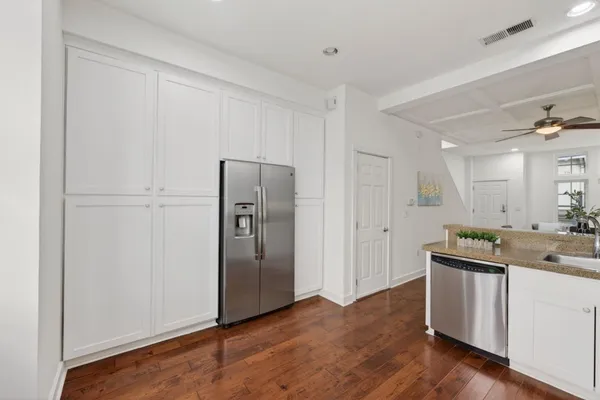 $949,888 | 231 Cahill Park Drive, San Jose, CA 95126