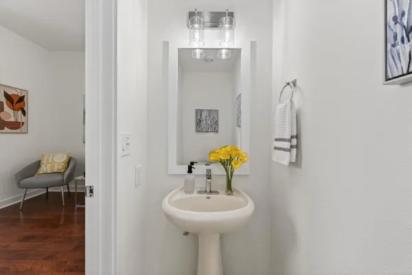 $949,888 | 231 Cahill Park Drive, San Jose, CA 95126